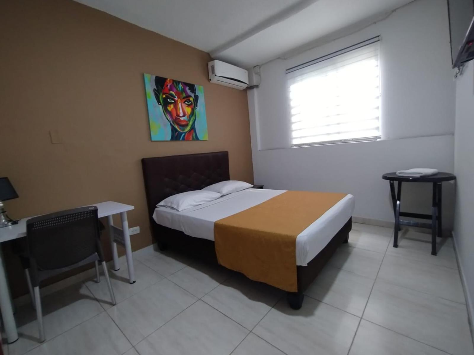 Hotel Parque Del Perro Cali Esterno foto